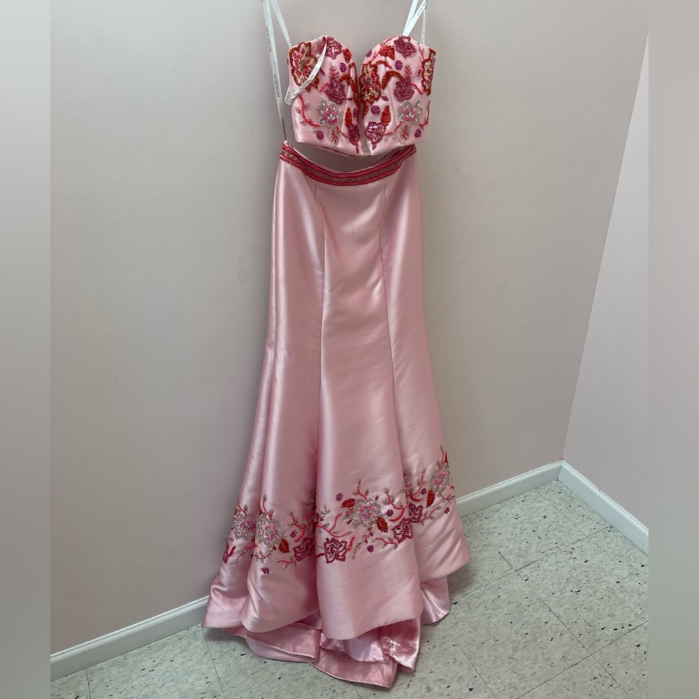 Size 4 Rachel Allan 2 Piece Dress